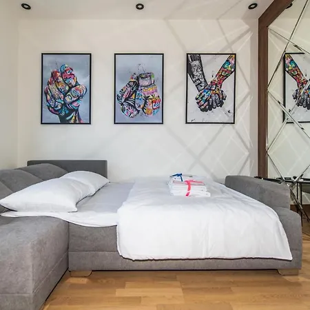 Lejlighed Modern Luxury In Waterfront With Views