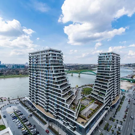 Modern Luxury In Waterfront With Views Appartement *