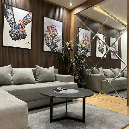 Modern Luxury In Waterfront With Views